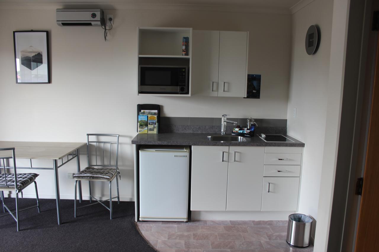 Kiwi Court Motel Hawera Exterior foto